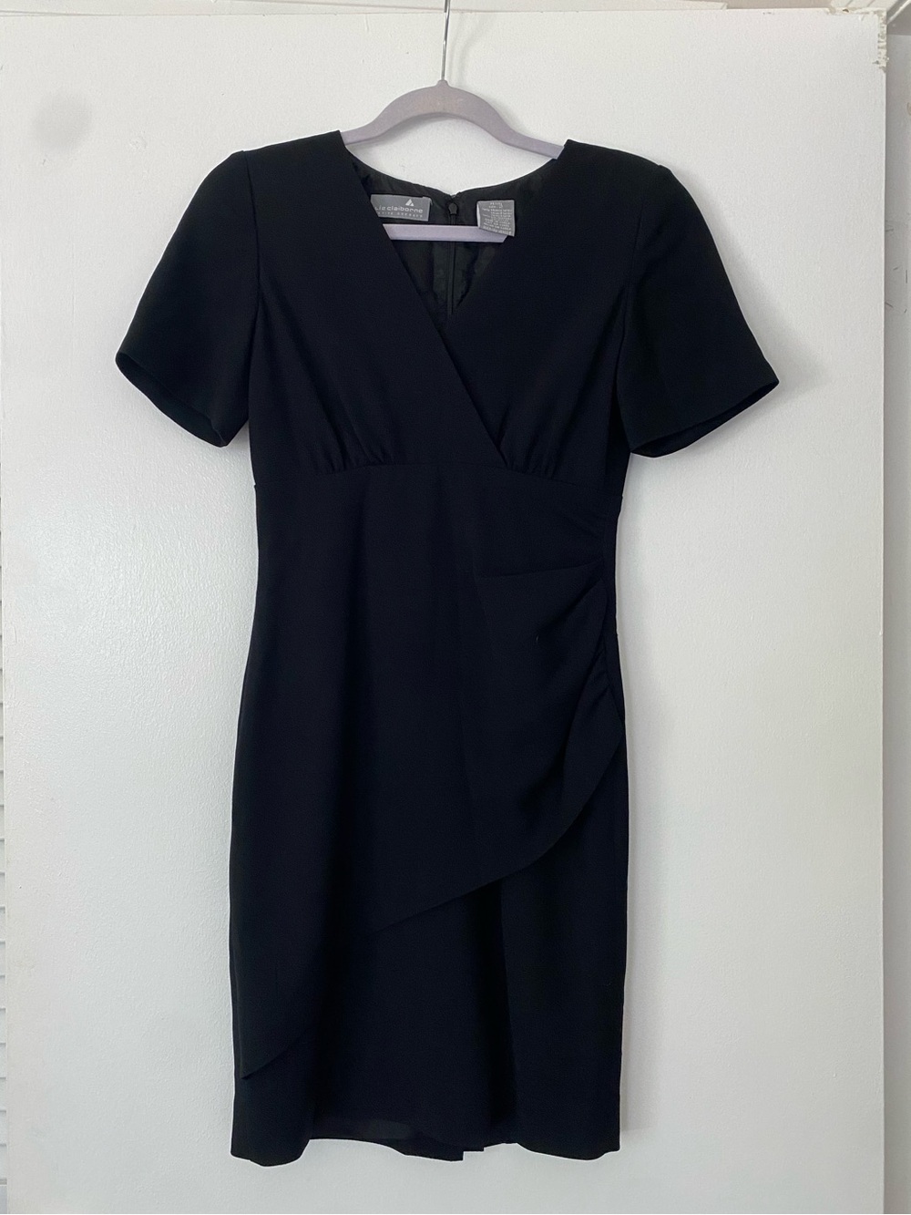 Liz Claiborne Petite Black V-Neck Midi Dress
